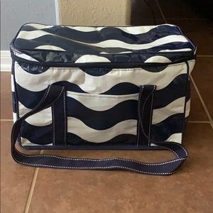 Large Cooler-Navy Wave